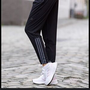 Adidas Women's run icon 3 stripes wind running pants​​​